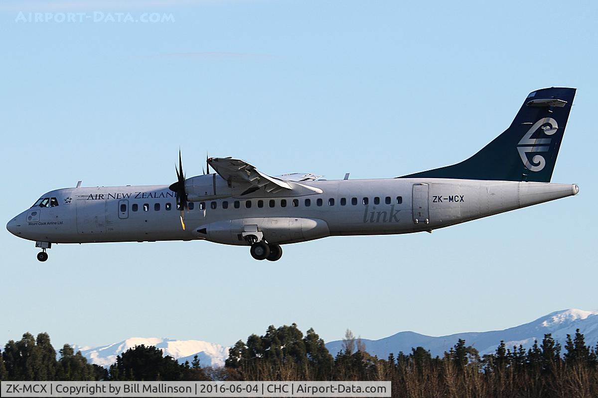ZK-MCX, 2002 ATR 72-212A C/N 687, NZ5012 from DUD