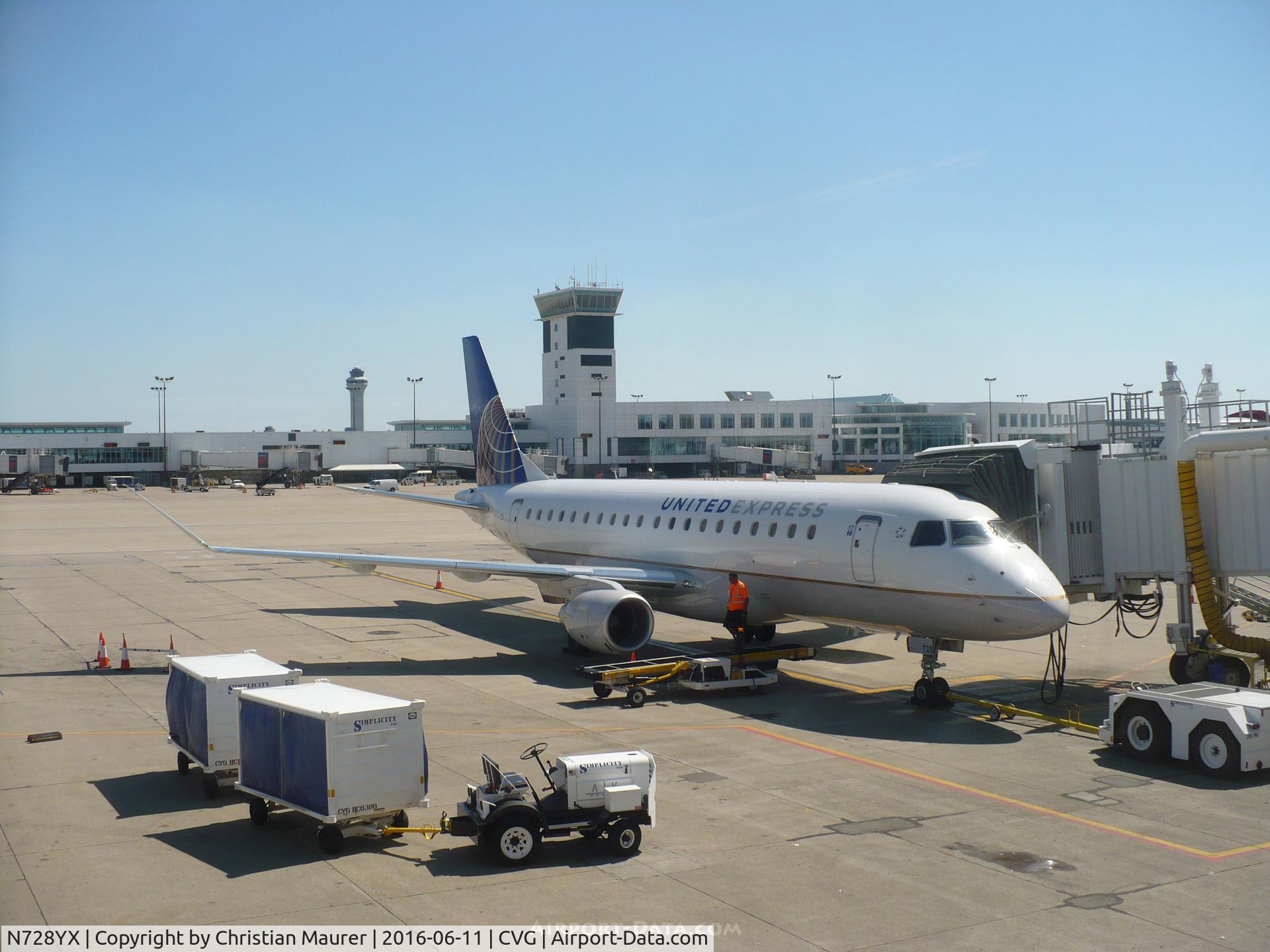 N728YX, 2015 Embraer 175LR (ERJ-170-200LR) C/N 17000510, United Express ERJ-170LR