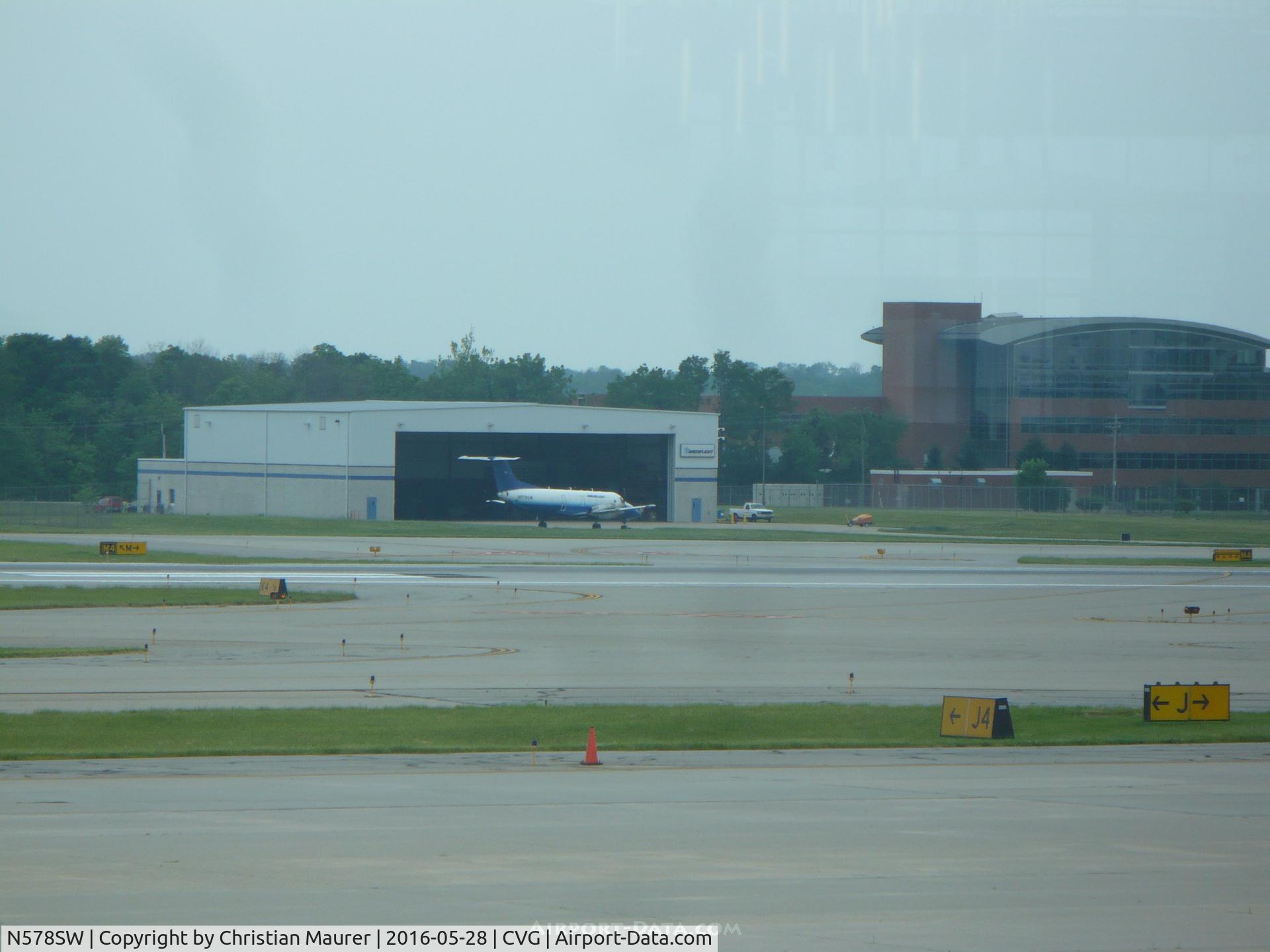 N578SW, 1998 Embraer EMB-120ER Brasilia C/N 120346, Ameriflight ERJ-120