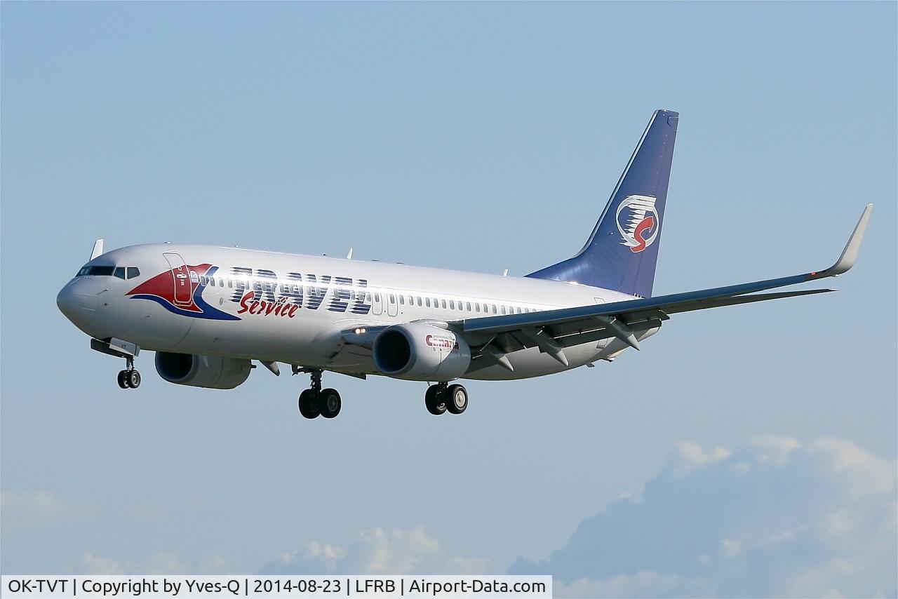 OK-TVT, 2012 Boeing 737-86N C/N 39394, Boeing 737-86N, Short approach rwy 25L, Brest-Bretagne airport (LFRB-BES)