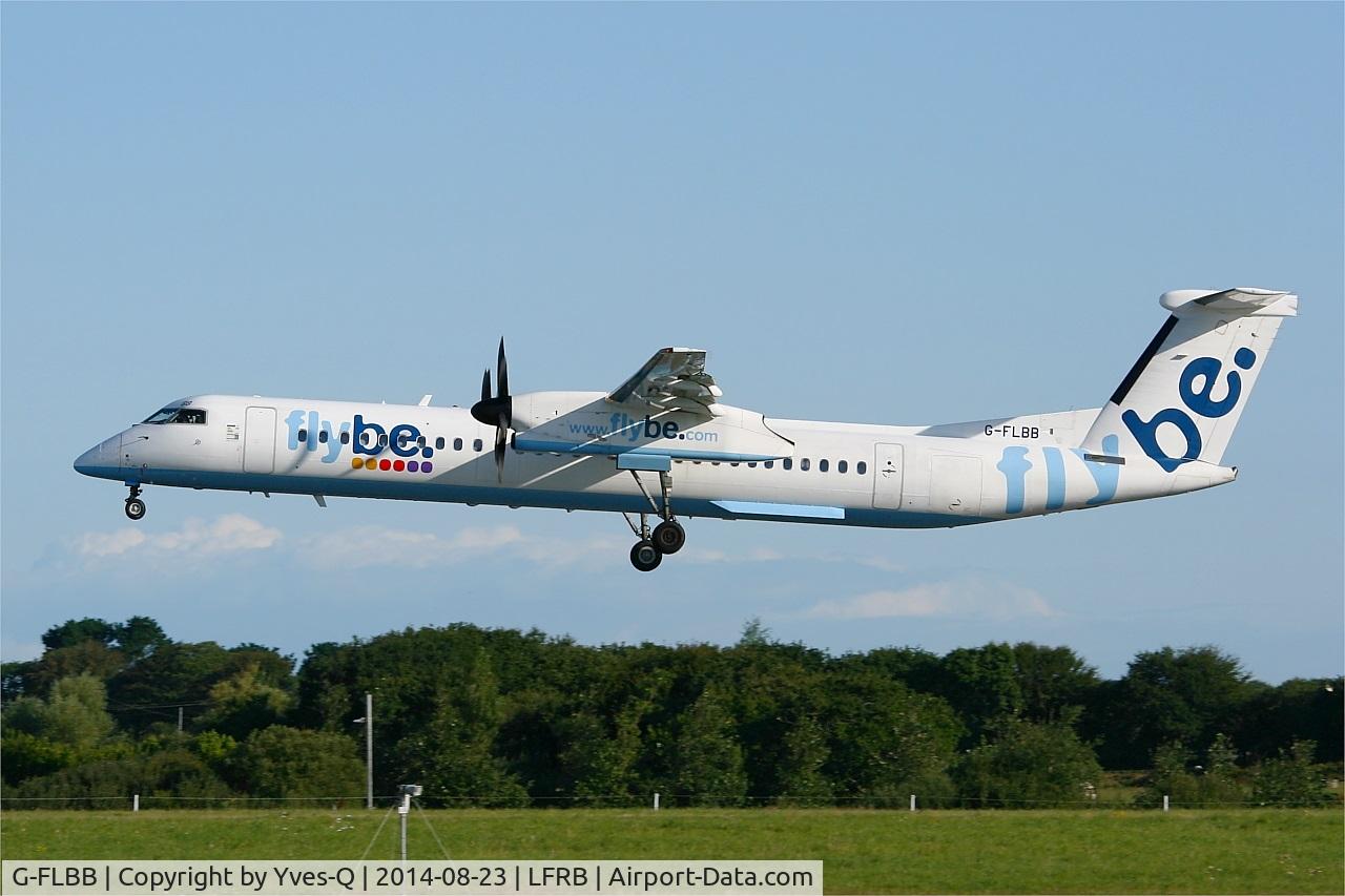 G-FLBB, 2009 De Havilland Canada DHC-8-402Q Dash 8 C/N 4255, De Havilland Canada DHC-8-402Q Dash 8, On final rwy 25L, Brest-Bretagne Airport (LFRB-BES)