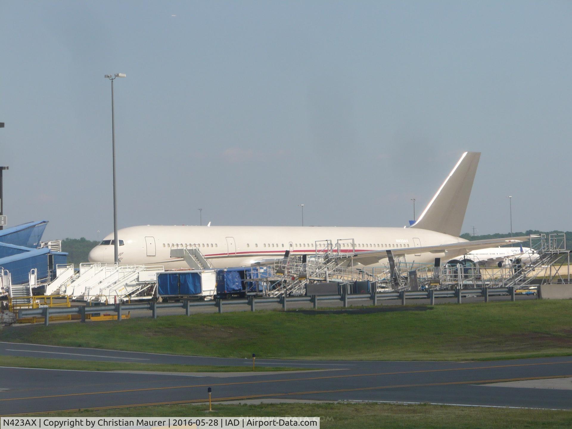 N423AX, 1996 Boeing 767-324 C/N 27569, Boeing 767-324