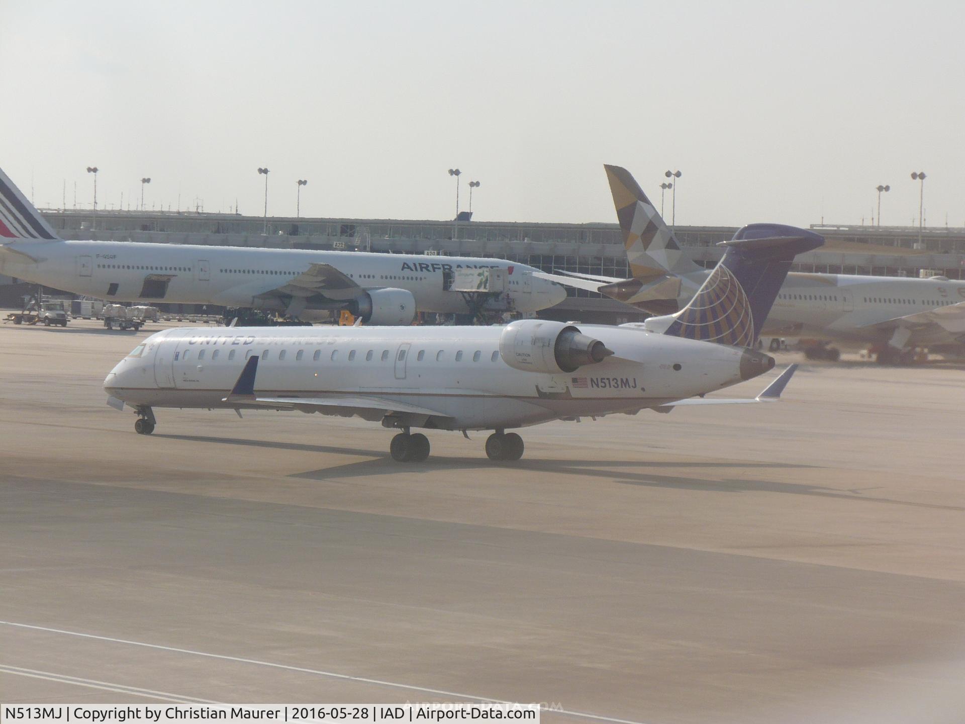 N513MJ, 2003 Bombardier CRJ-701 (CL-600-2C10) Regional Jet C/N 10111, Mesa CR7
