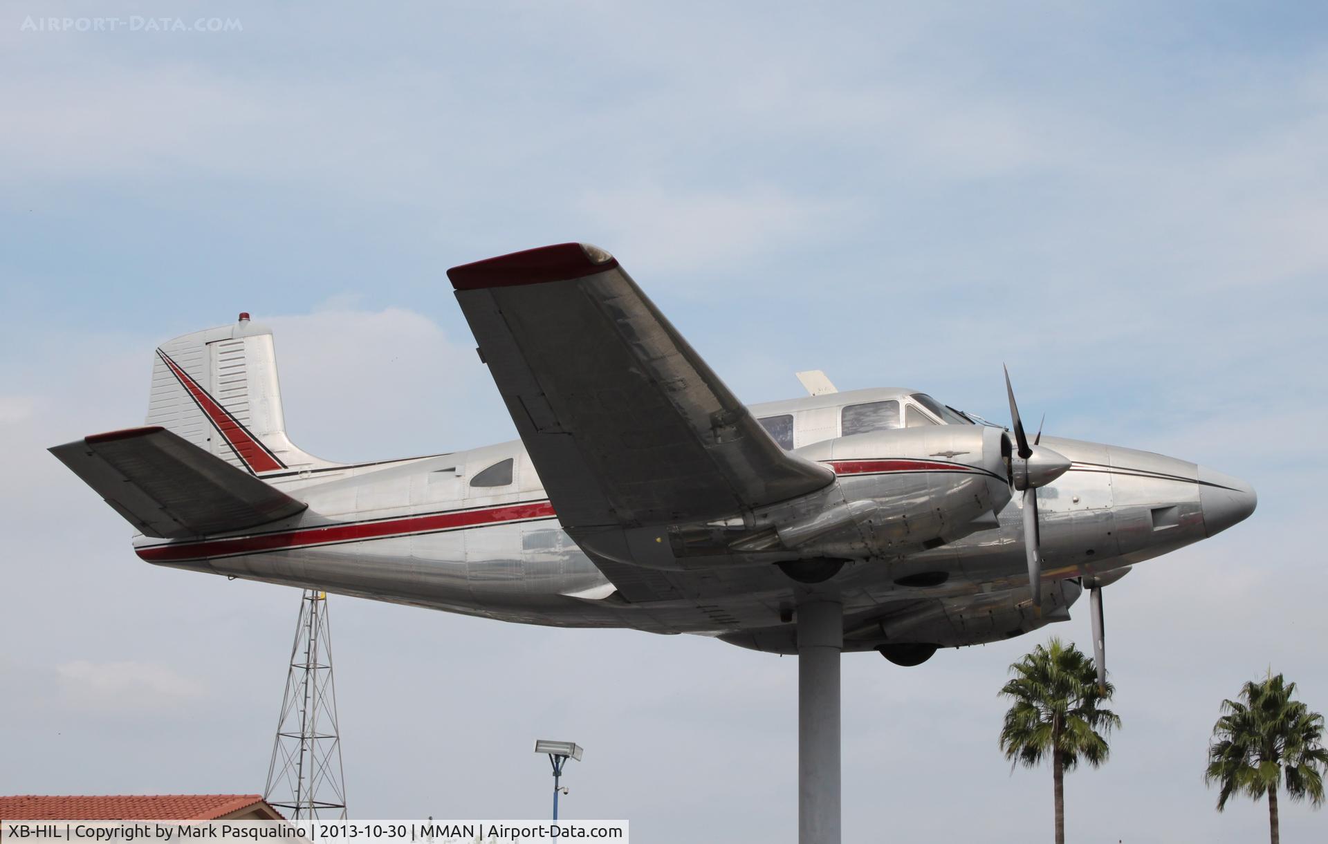 XB-HIL, Beech 65 C/N LC-000, Beech 65