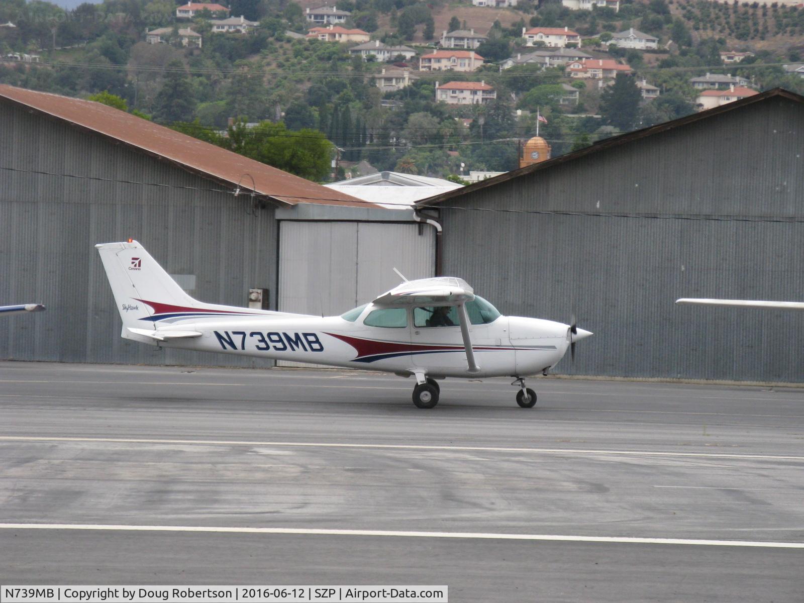 N739MB, 1978 Cessna 172N C/N 17270641, 1978 Cessna 172N SKYHAWK, Lycoming O-320-H2AD 160 Hp, taxi to Rwy 22