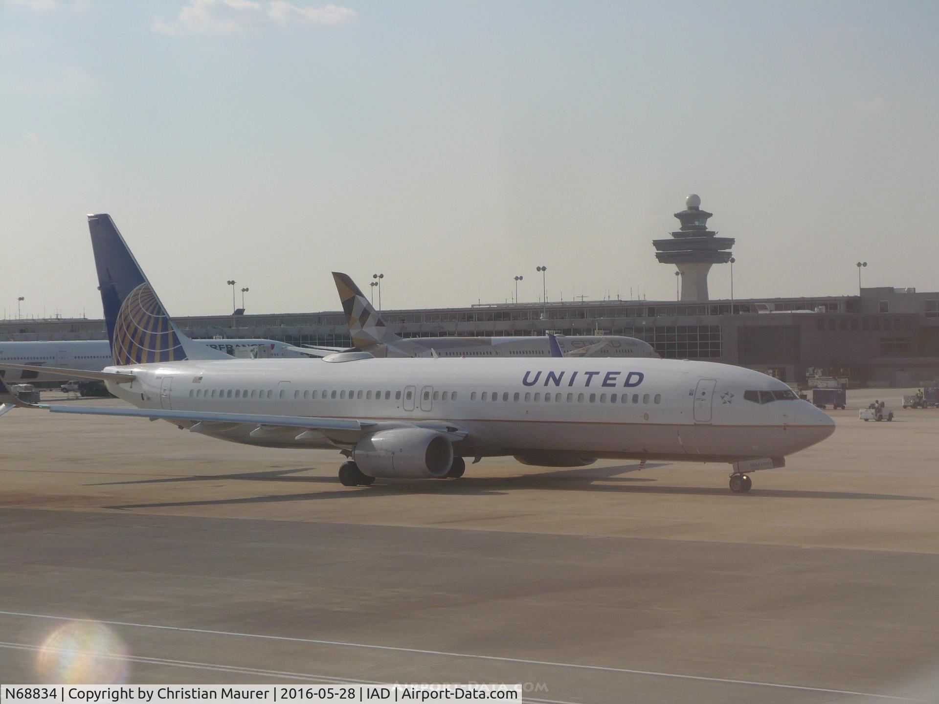 N68834, 2014 Boeing 737-924/ER C/N 44564, United 737-900ER