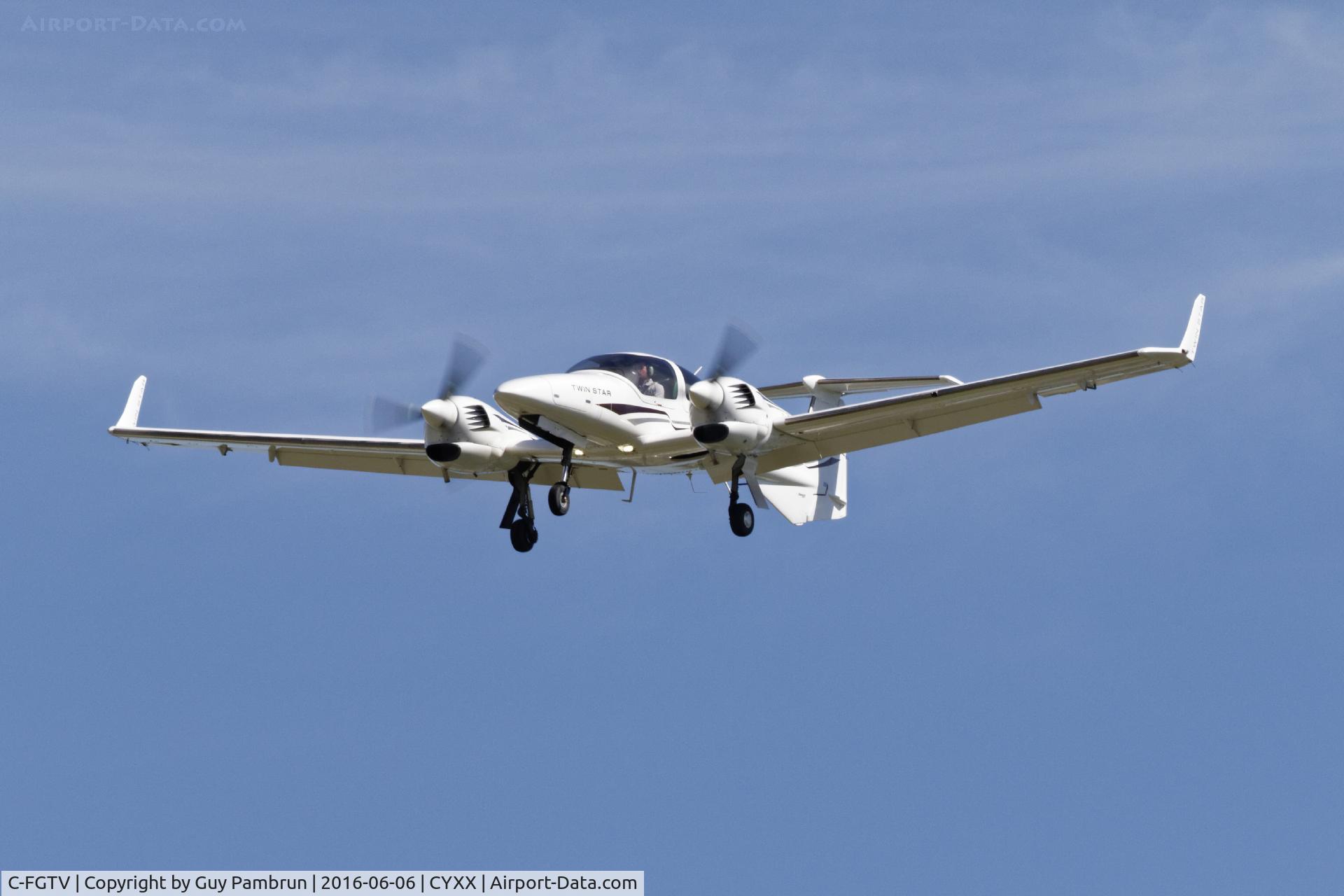 C-FGTV, 2007 Diamond DA-42 Twin Star C/N 42.AC089, Landing