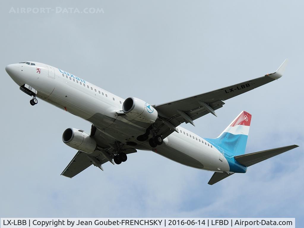 LX-LBB, 2015 Boeing 737-86J C/N 36875, LUXAIR LG7683 from Wien landing runway 23 for Eurofoot 2016.