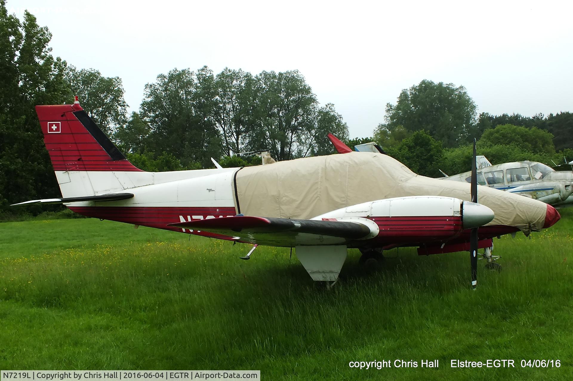 N7219L, 1964 Beech 95-B55 Baron C/N TC-717, at Elstree