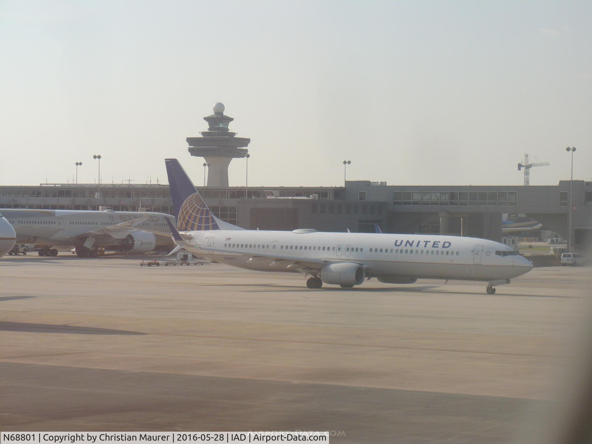 N68801, 2013 Boeing 737-924/ER C/N 42740, UA 737-924ER
