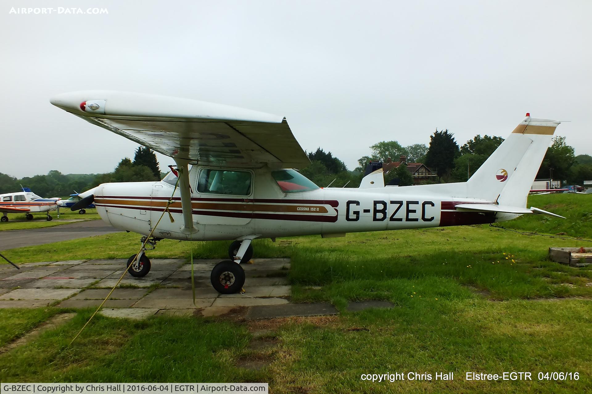G-BZEC, 1980 Cessna 152 II C/N 15284475, at Elstree