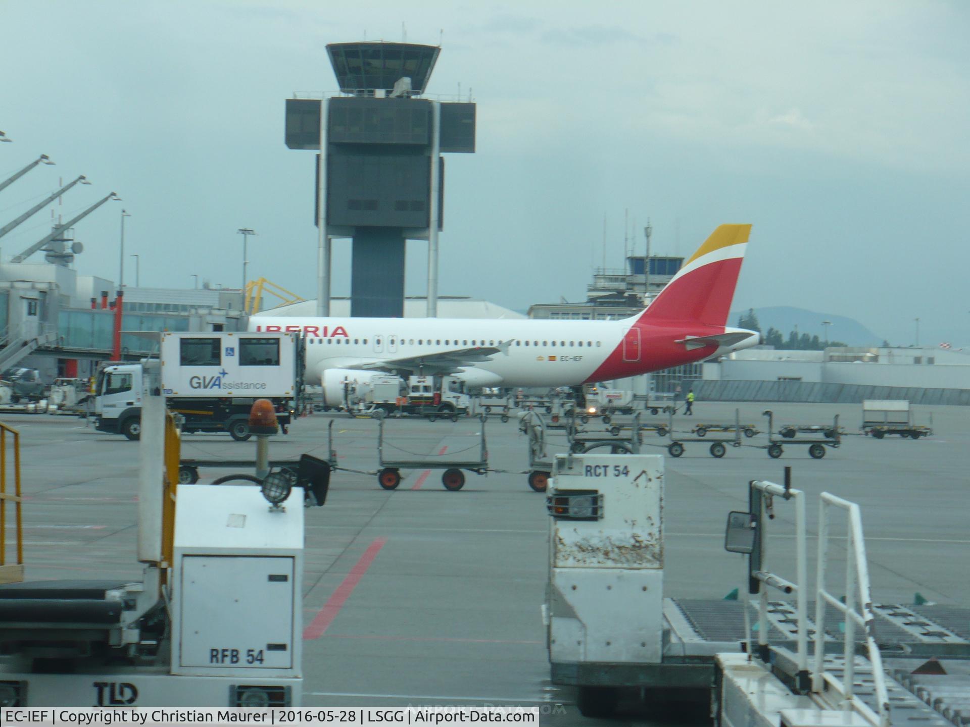 EC-IEF, 2001 Airbus A320-214 C/N 1655, Iberia A320
