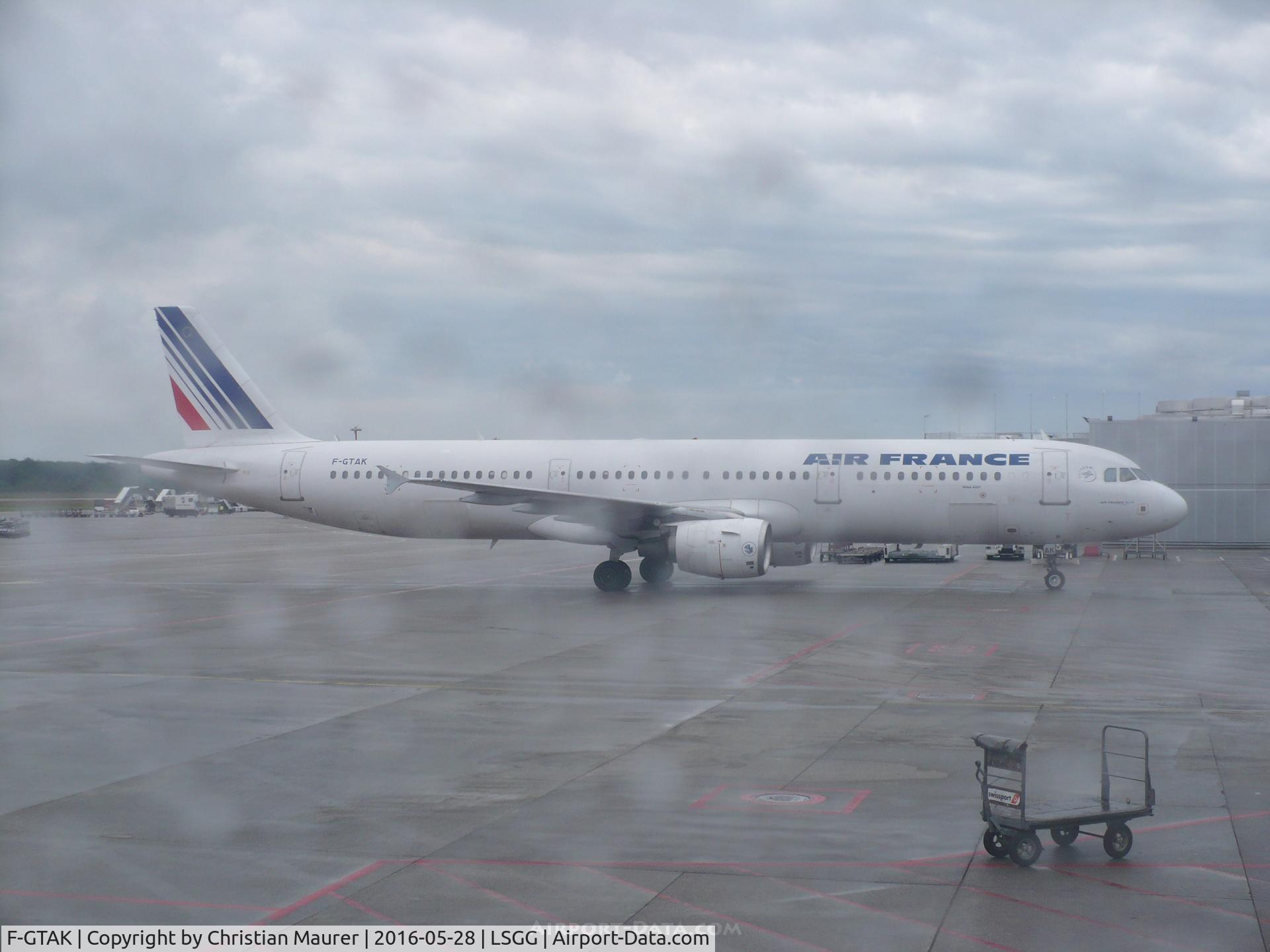 F-GTAK, 2001 Airbus A321-211 C/N 1658, Air France A321