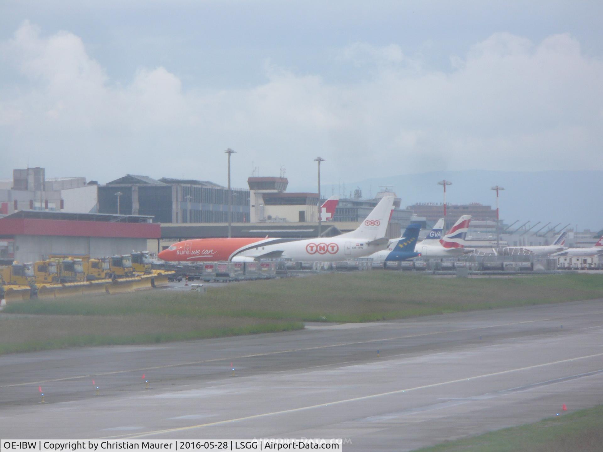 OE-IBW, 1994 Boeing 737-4Q8 C/N 25109, TNT B 737-4Q8