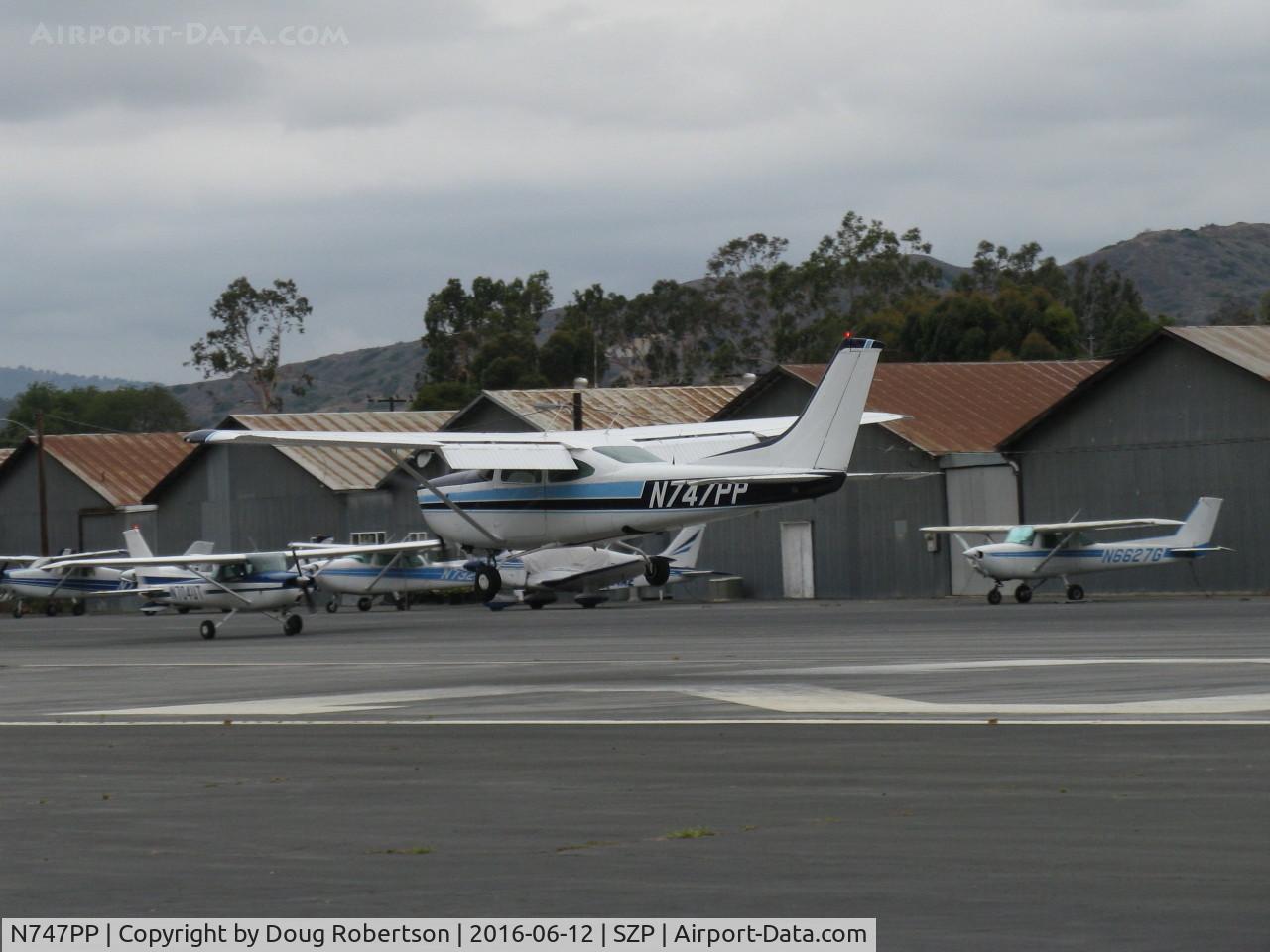 N747PP, 1980 Cessna 182R Skylane C/N R18201587, 1980 Cessna 182R SKYLANE RG, Lycoming IO-540-J3C5D 235 Hp, landing Rwy 22
