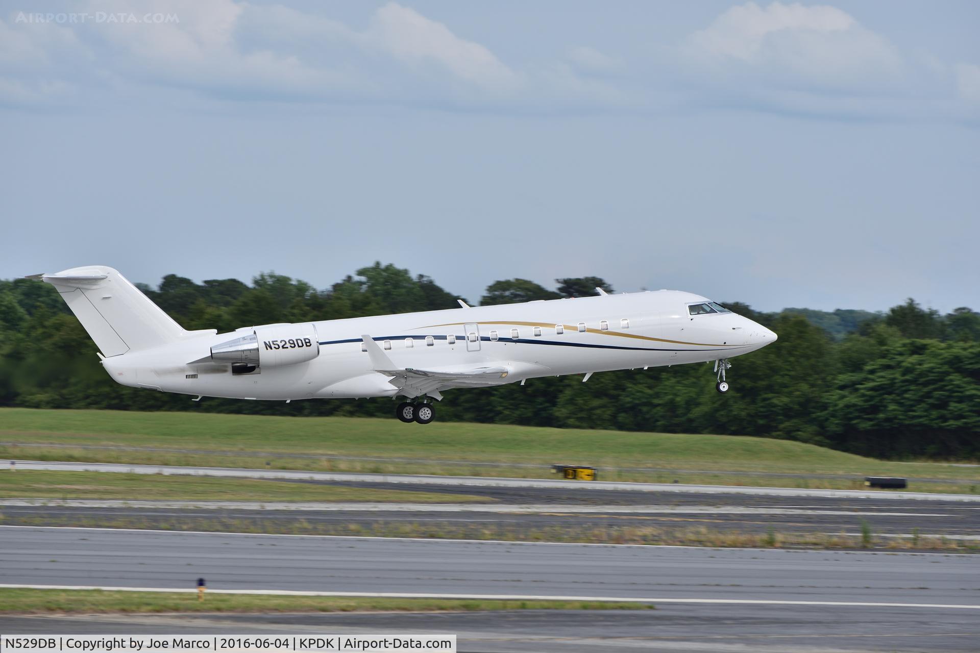N529DB, Canadair CRJ-100SE (CL-600-2B19) C/N 7152, N529DB