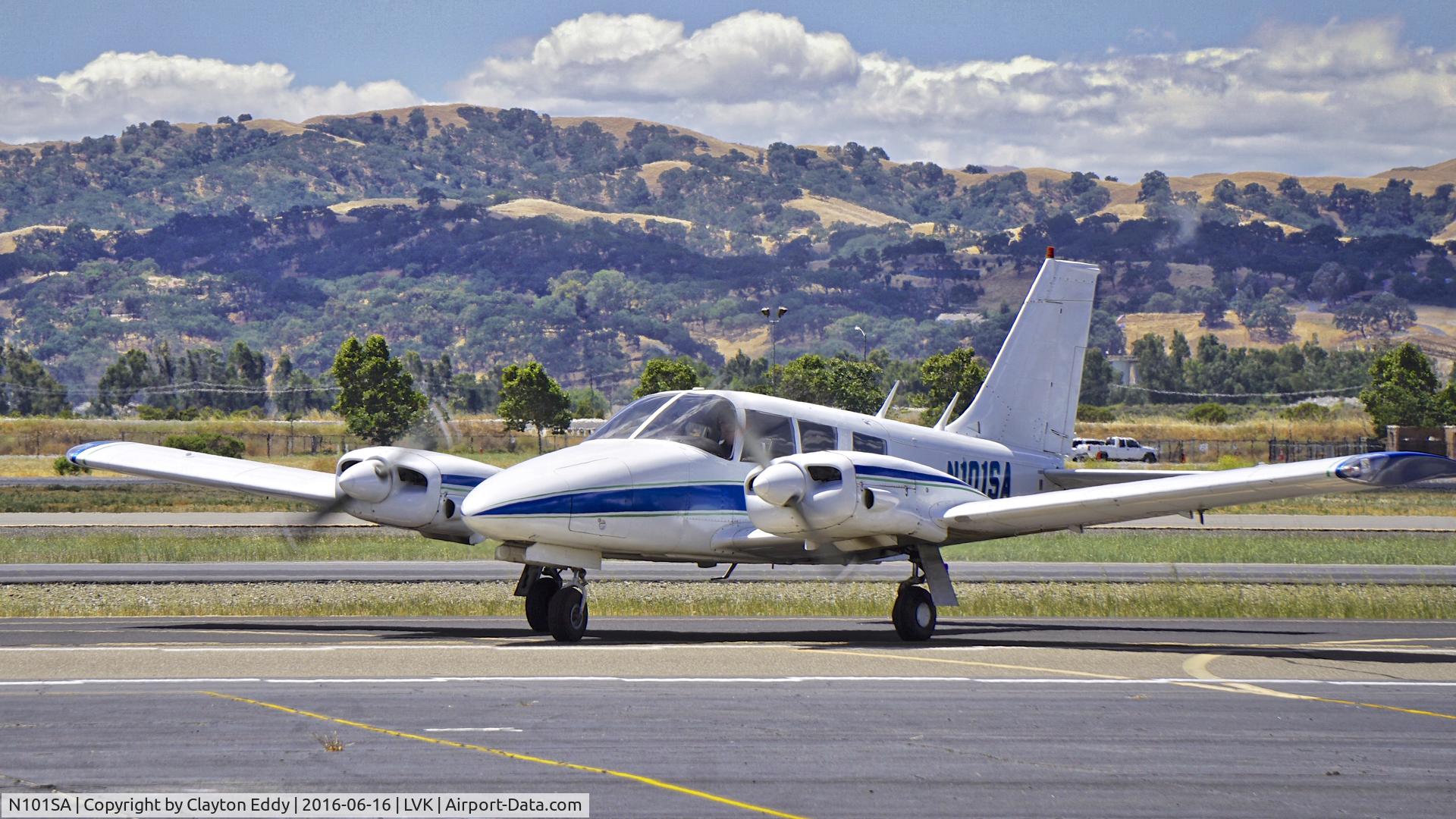 N101SA, 1973 Piper PA-34-200 Seneca C/N 34-7350012, N101SA taxiing at Livermore Airport in California.