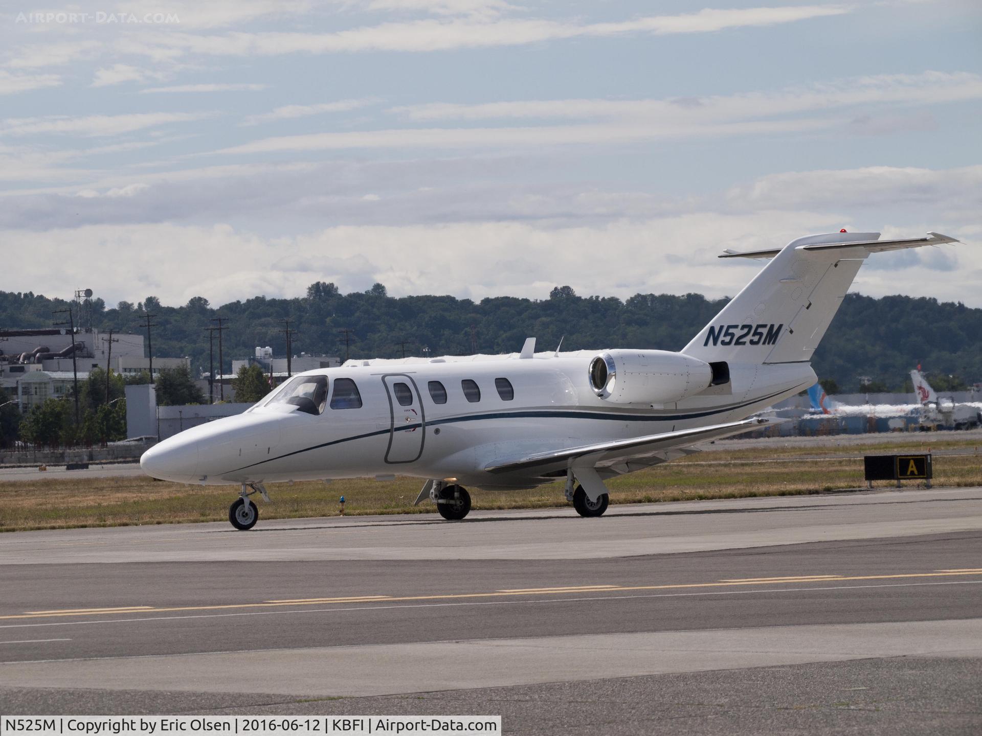 N525M, 1999 Cessna 525 C/N 525-0334, Cessna 525 at Boeing Field.