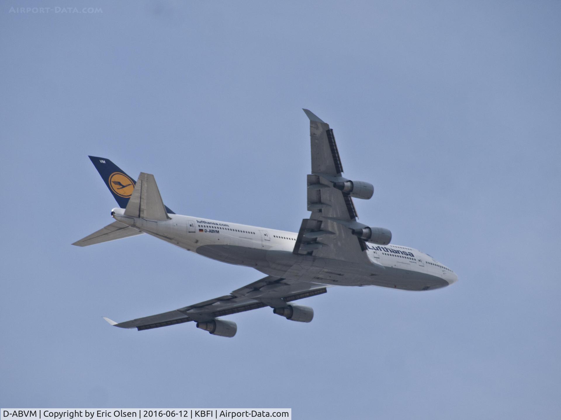 D-ABVM, 1998 Boeing 747-430 C/N 29101, Boeing 747 after takeoff from Seatac.