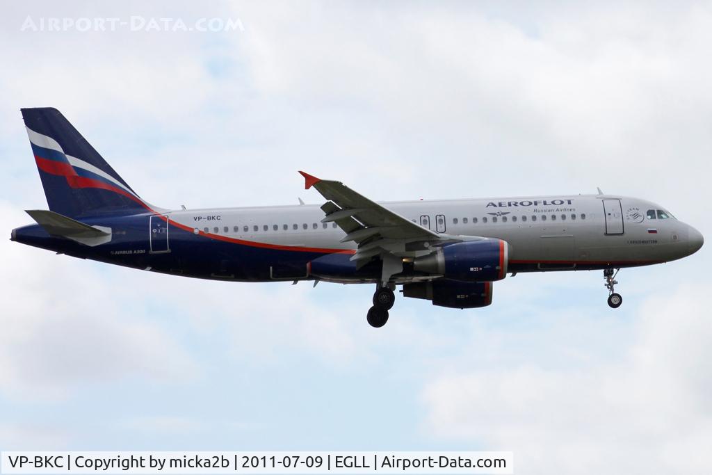 VP-BKC, 2008 Airbus A320-214 C/N 3545, Landing