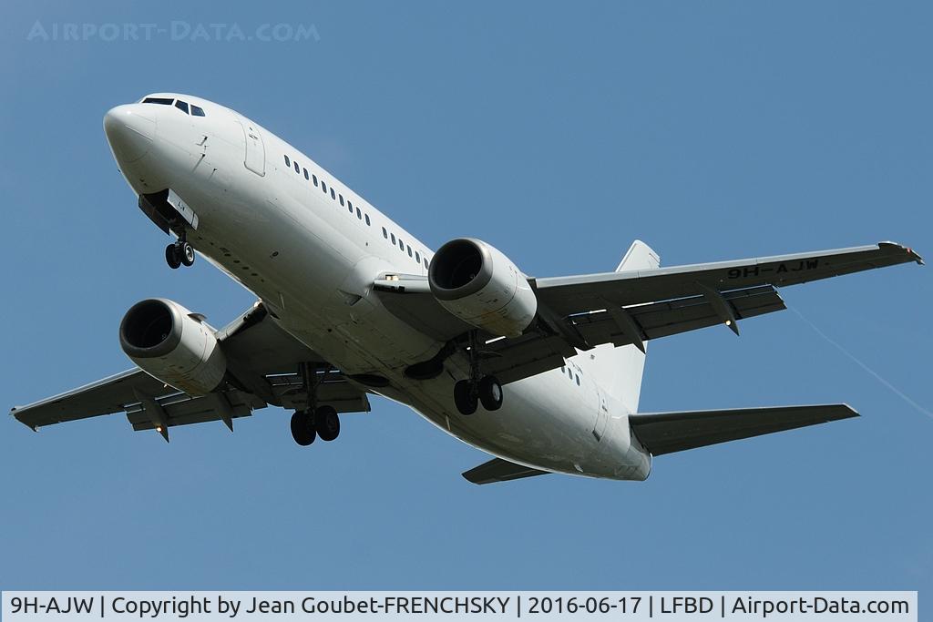 9H-AJW, 1998 Boeing 737-3U3 C/N 28733, Maleth-Aero 754 from Dublin landing 23