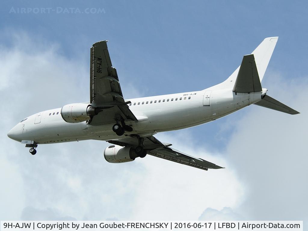 9H-AJW, 1998 Boeing 737-3U3 C/N 28733, Maleth-Aero 754 from Dublin landing 23