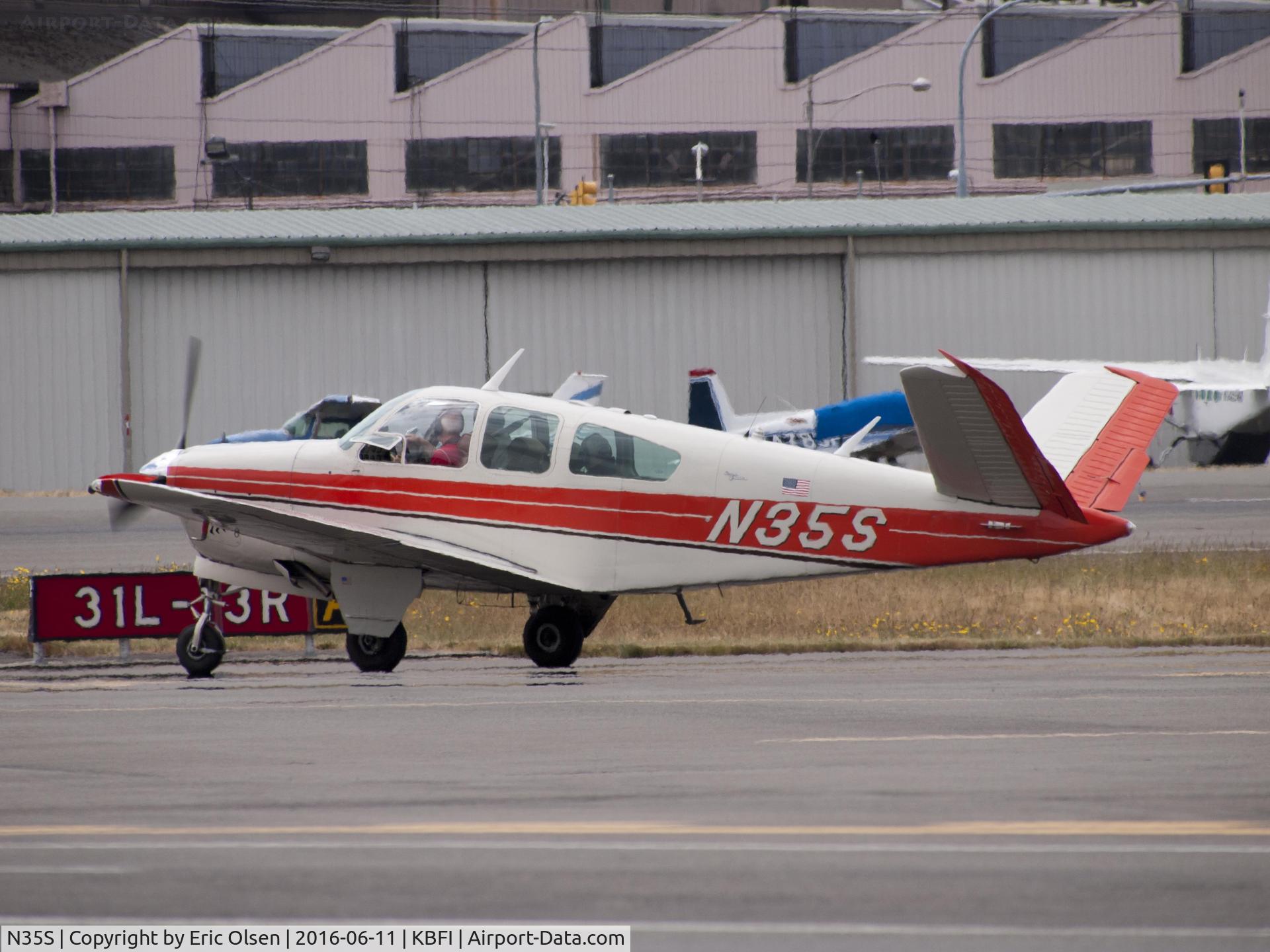 N35S, 1964 Beech S35 Bonanza C/N D-7481, Beech S35 during engine warmup.