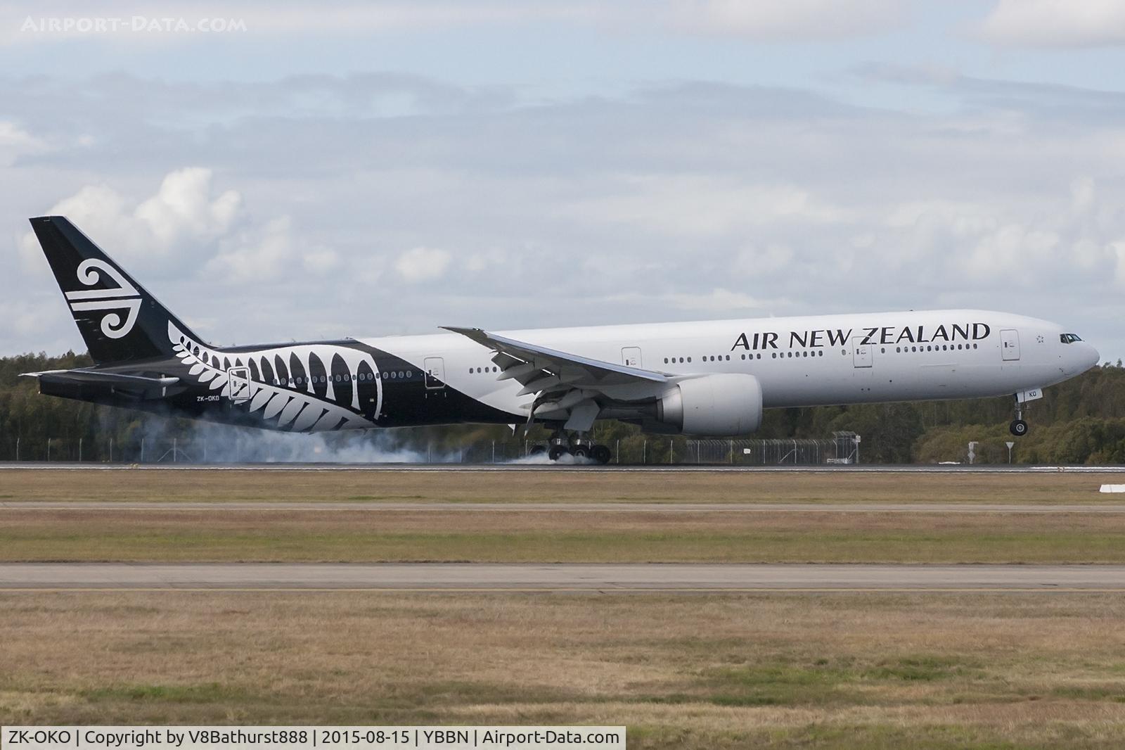 ZK-OKO, 2011 Boeing 777-306/ER C/N 38407, Smoking the rears on touchdown