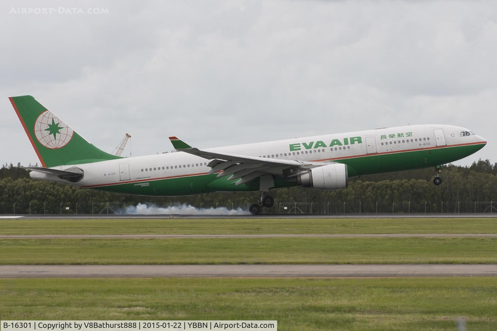 B-16301, 2003 Airbus A330-203 C/N 530, Smoking the Rears