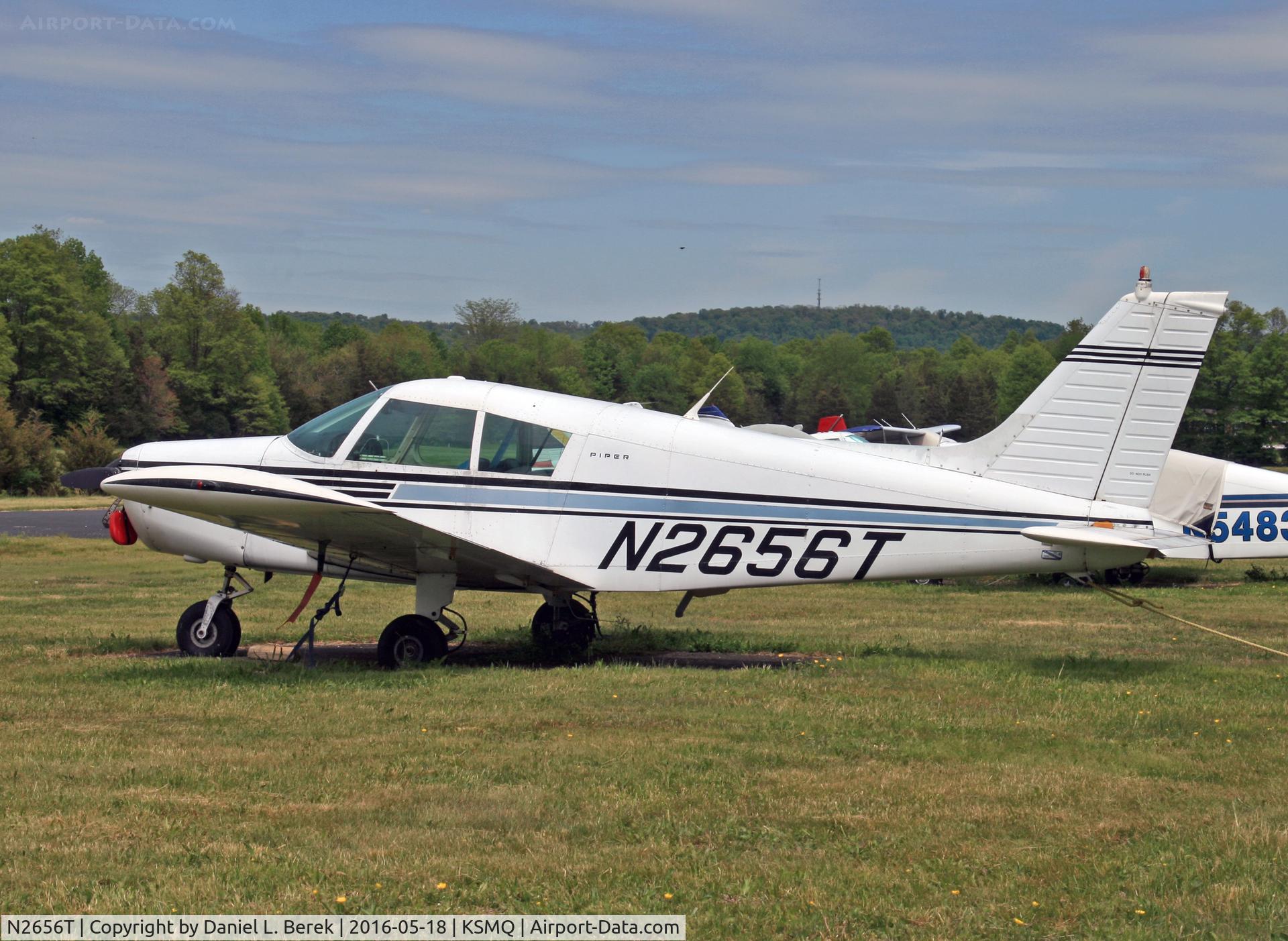 N2656T, 1971 Piper PA-28-140 C/N 28-7225079, 1971 Cherokee 140 at Somerset Airport