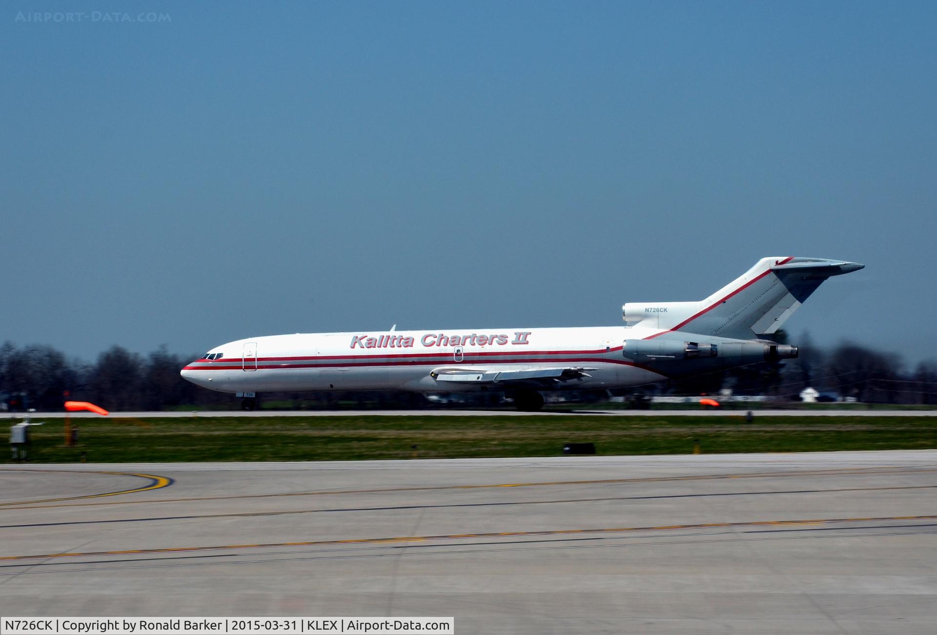 N726CK, 1980 Boeing 727-2M7 C/N 21951, Taxi Lexington