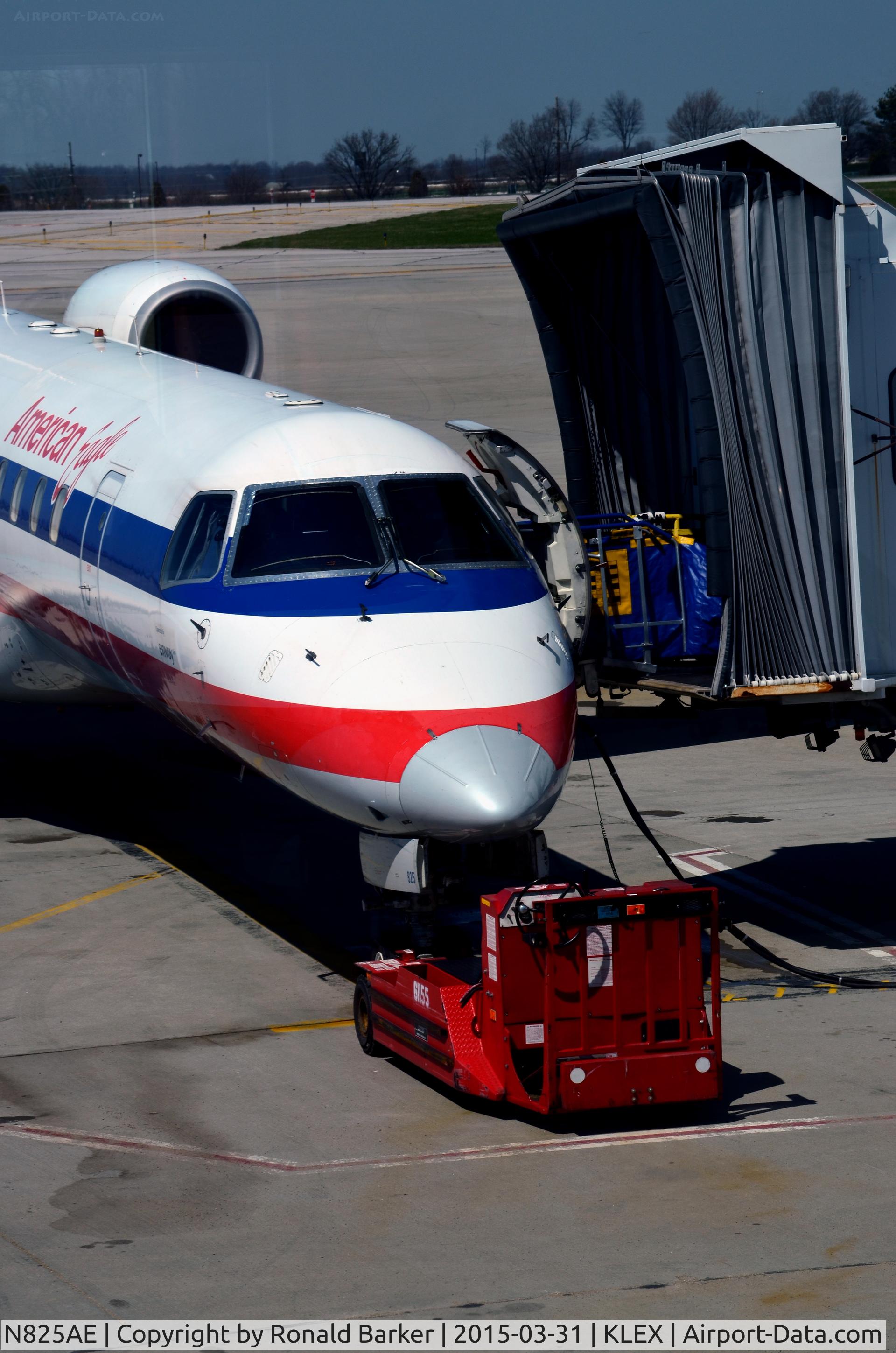 N825AE, 2002 Embraer ERJ-140LR (EMB-135KL) C/N 145589, Lexington