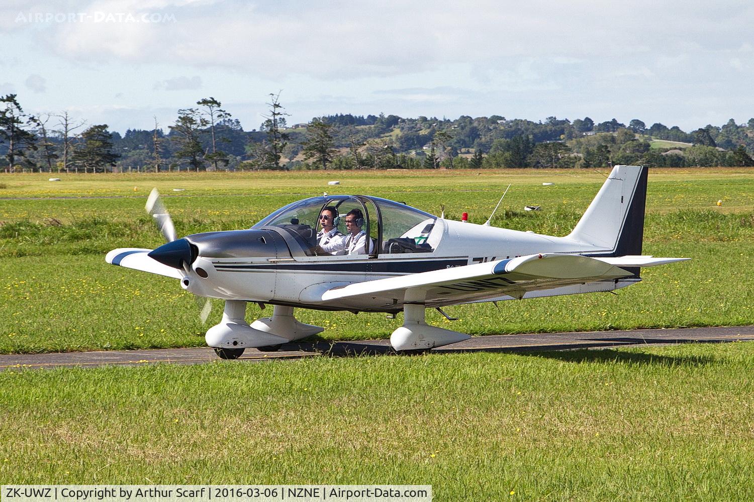 ZK-UWZ, Robin R-200-120B Ecole C/N 254, ZK-UWZ North Shore Aerodrome Auckland NZ 6th March 2016