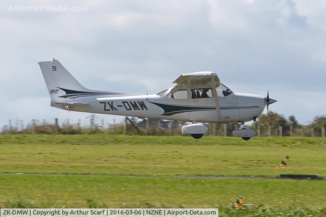 ZK-DMW, Cessna 172S C/N 172S9620, ZK-DMW North Shore Aerodrome Auckland NZ 6th March 2016