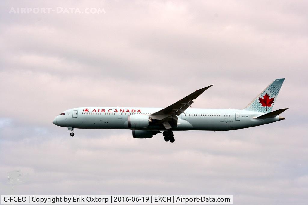 C-FGEO, 2016 Boeing 787-9 Dreamliner C/N 37180, C-FGEO landing rw 22L