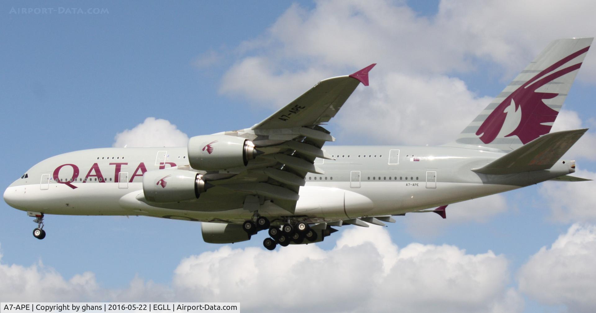 A7-APE, 2015 Airbus A380-861 C/N 0181, Landing RW 27R