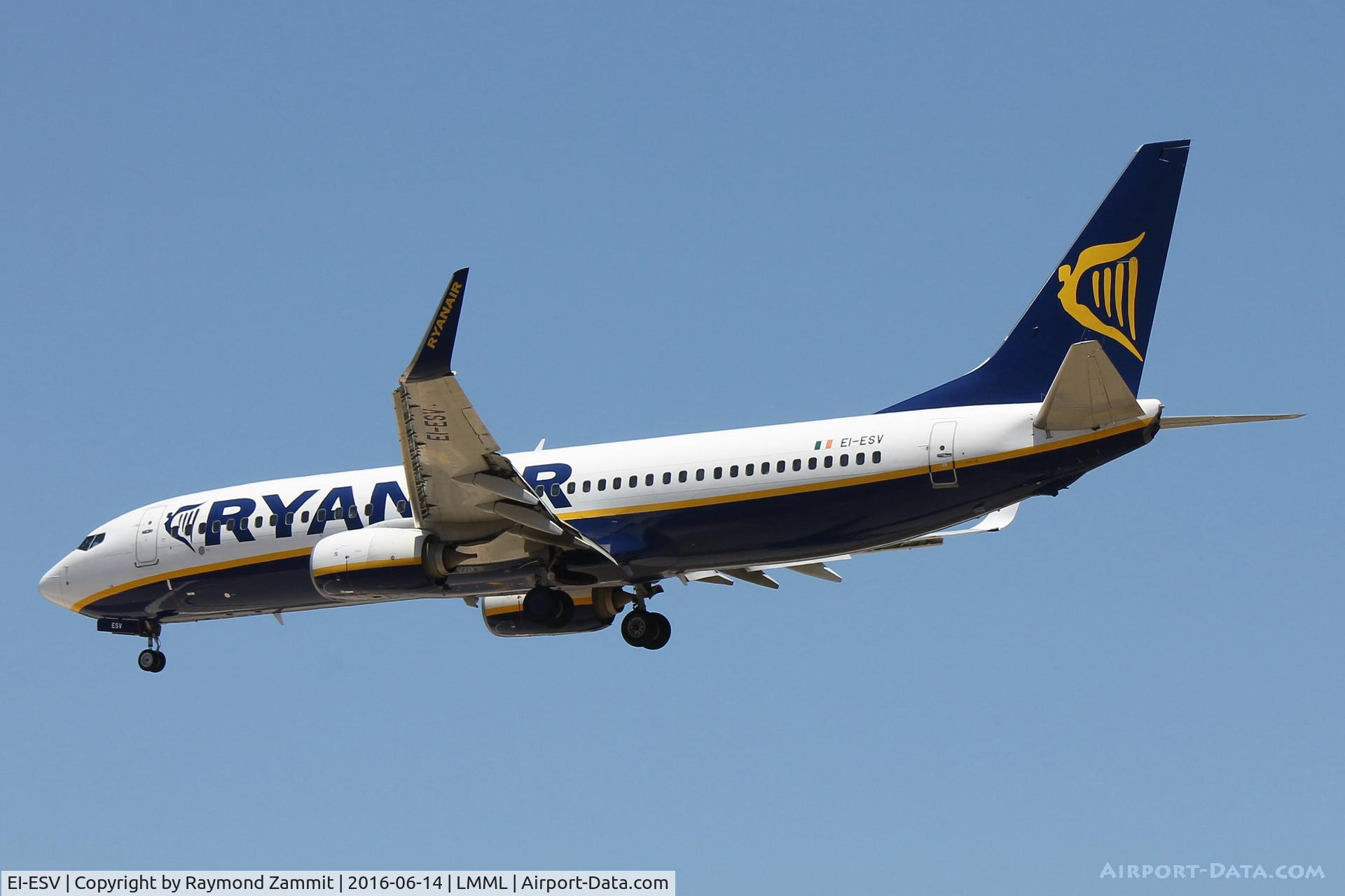 EI-ESV, 2011 Boeing 737-8AS C/N 34993, B737-800 EI-ESV Ryanair