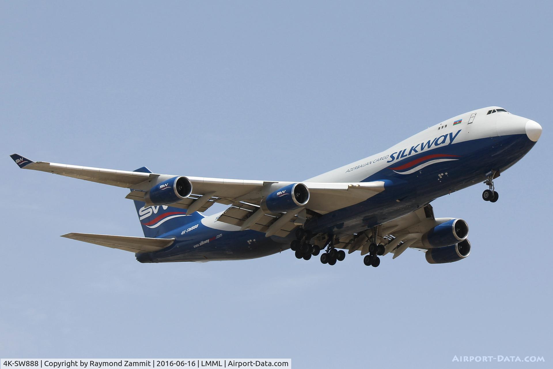 4K-SW888, 1999 Boeing 747-4R7F/SCD C/N 29730, B747 4K-SW888 Silkway Azerbaijan Cargo