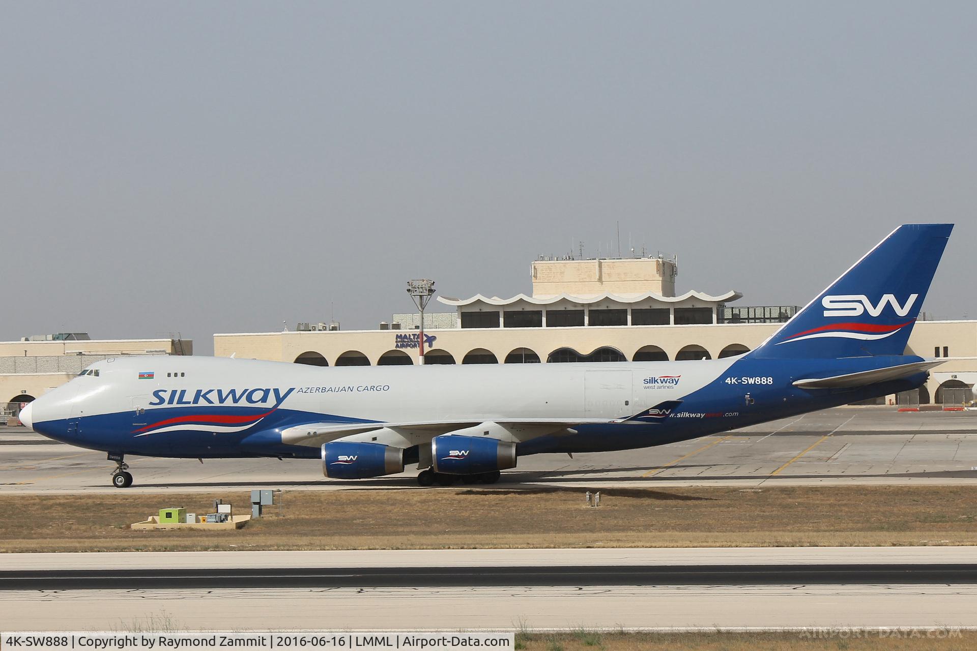 4K-SW888, 1999 Boeing 747-4R7F/SCD C/N 29730, B747 4K-SW888 Silkway Azerbaijan Cargo