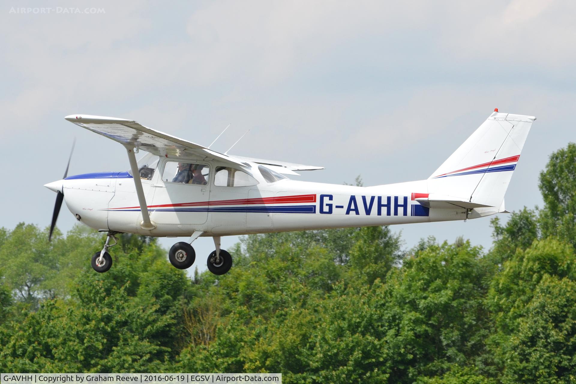G-AVHH, 1967 Reims F172H Skyhawk C/N 0337, Departing from Old Buckenham.