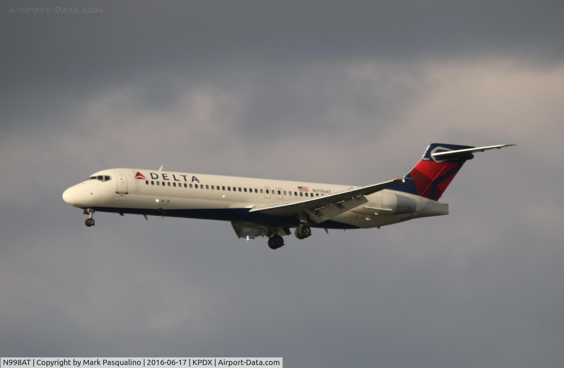 N998AT, 2002 Boeing 717-200 C/N 55142, Boeing 717-200