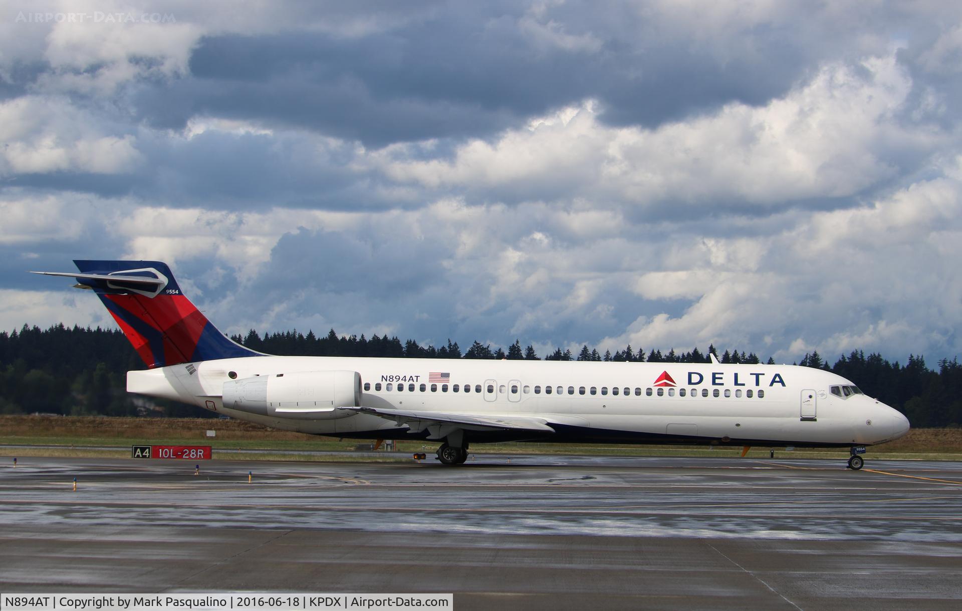 N894AT, 2004 Boeing 717-200 C/N 55046, Boeing 717-200
