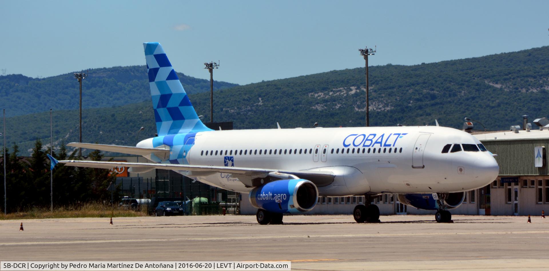 5B-DCR, 1998 Airbus A320-232 C/N 928, Foronda - Vitoria-Gasteiz - España