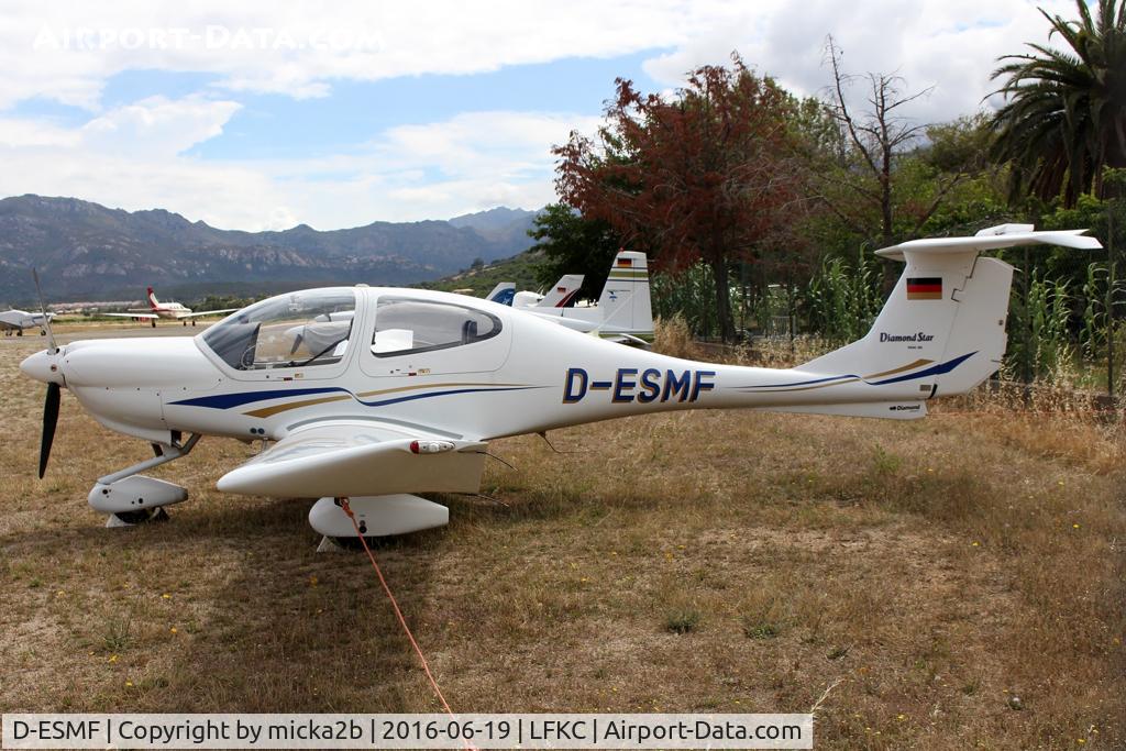 D-ESMF, Diamond DA-40 Diamond Star C/N 40.077, Parked