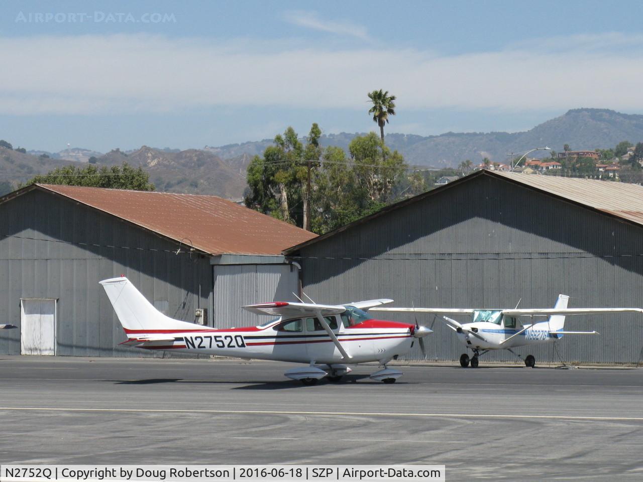 N2752Q, 1967 Cessna 182K Skylane C/N 18257952, 1967 Cessna 182K SKYLANE, Continental O-470-S 230 Hp, taxi to Rwy 22