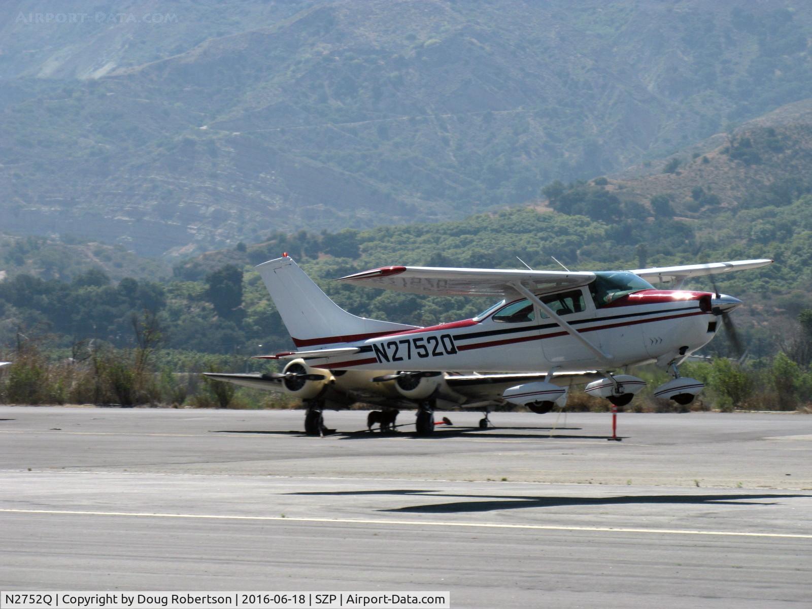 N2752Q, 1967 Cessna 182K Skylane C/N 18257952, 1967 Cessna 182K SKYLANE, Continental O-470-S 230 Hp, takeoff climb Rwy 22