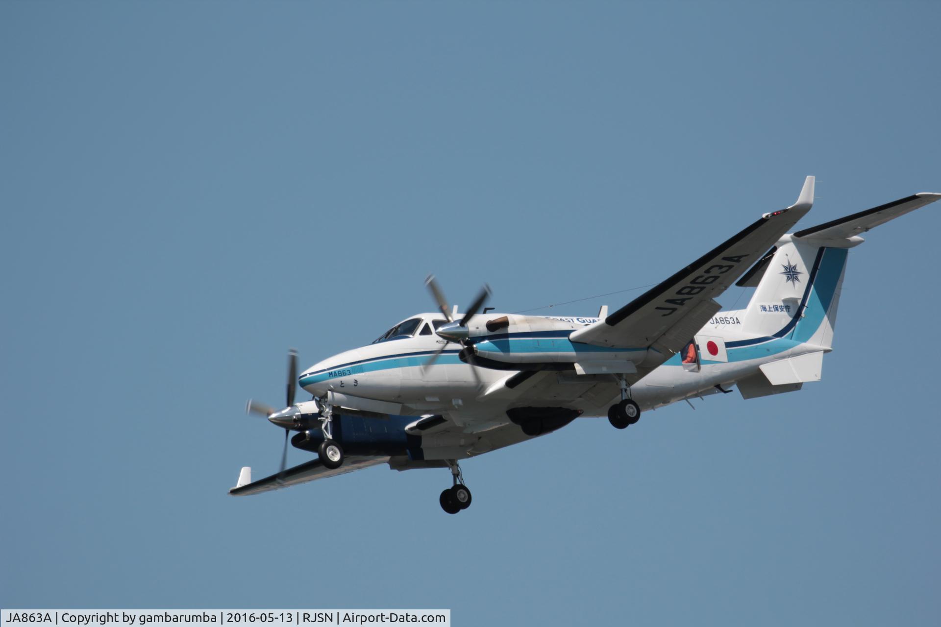 JA863A, 1998 Beechcraft B300 Super King Air 350 C/N FL-191, Japan Coast Guard