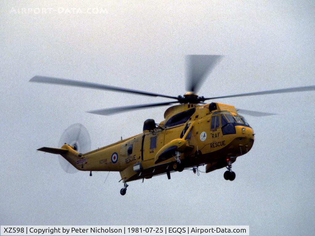 XZ598, 1978 Westland Sea King HAR.3 C/N WA864, Sea King HAR.3 of 202 Squadron in action at the 1981 RAF Lossiemouth Airshow.