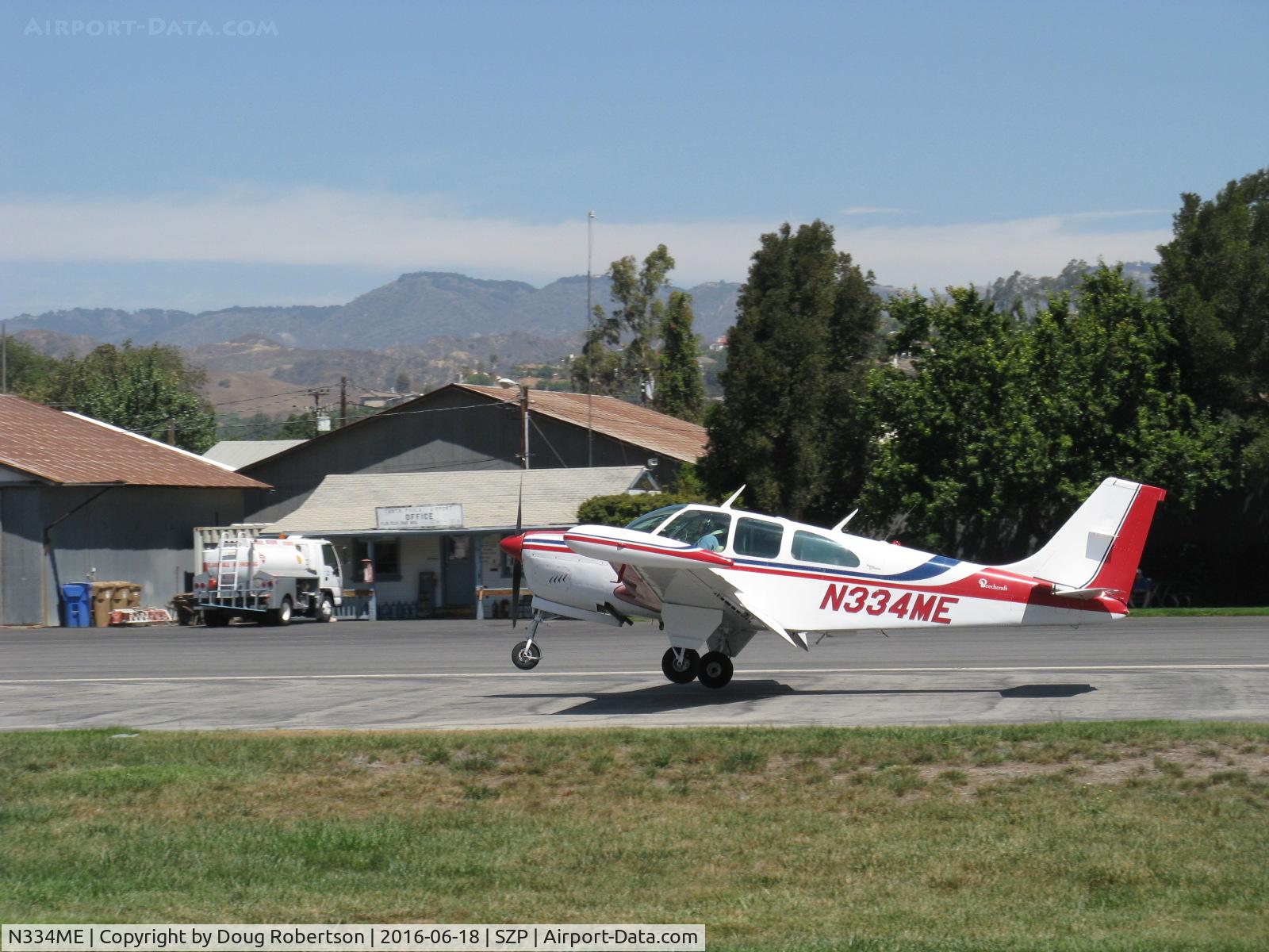 N334ME, 1963 Beech 35-B33 Debonair C/N CD-625, 1963 Beech 35 B33 DEBONAIR, Continental IO-470-K 225 Hp, with optional long third window and tip tanks, landing Rwy 22
