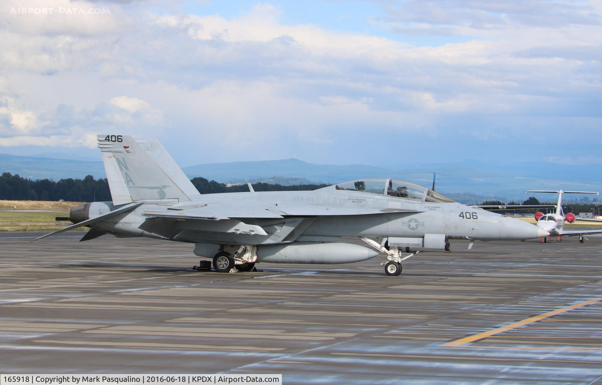 165918, Boeing F/A-18F Super Hornet C/N F064, Boeing F/A-18F